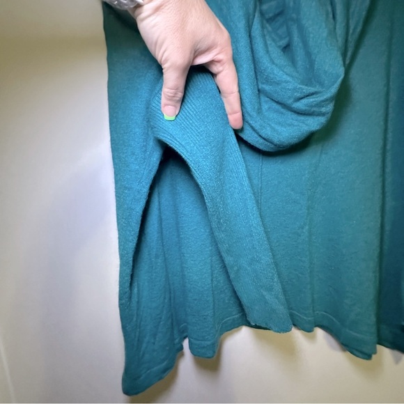 Madison Teal Cowl Neck Ribbed Sleeves Wool Blend Sweater Size Large Casual - Picture 4 of 8